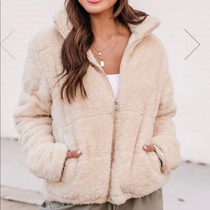 Brand new puffer jacket Small